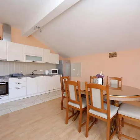 Apartment Apartments With Parking Space Bibinje, Zadar - 5800 Bibinje
