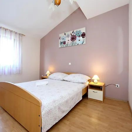 Apartments With Parking Space Bibinje, Zadar - 5800 Apartment