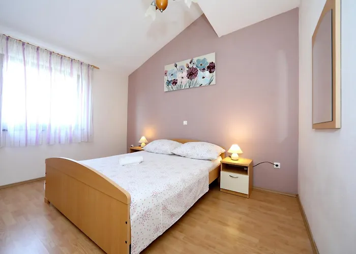 Apartments With Parking Space Bibinje, Zadar - 5800 Apartman